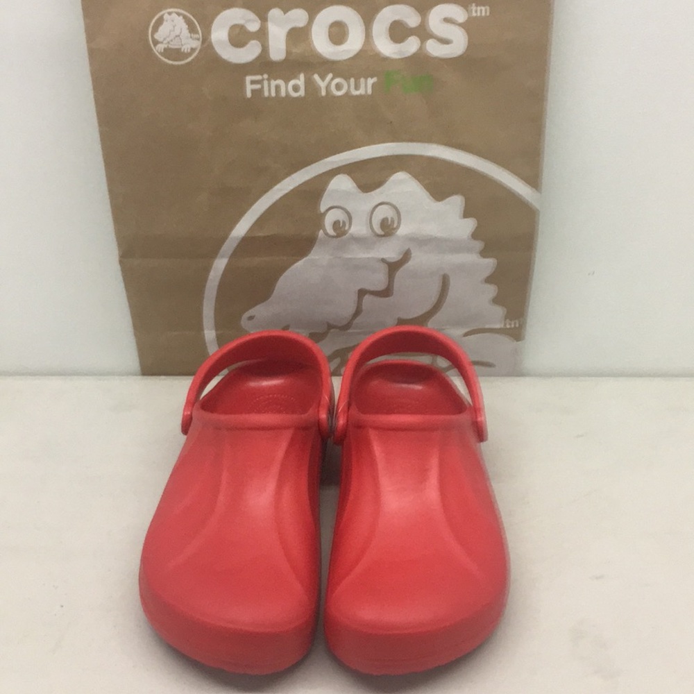 🚨CROCS 🚨 - Picture 2 of 8
